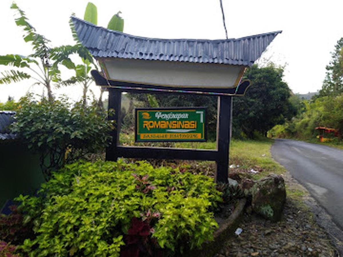 Roman Sinasi Hotel Tongging Exterior foto